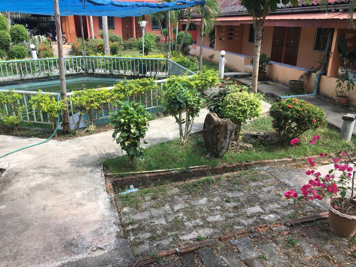 Sunshine Guesthouse Mae Sot Exteriör bild